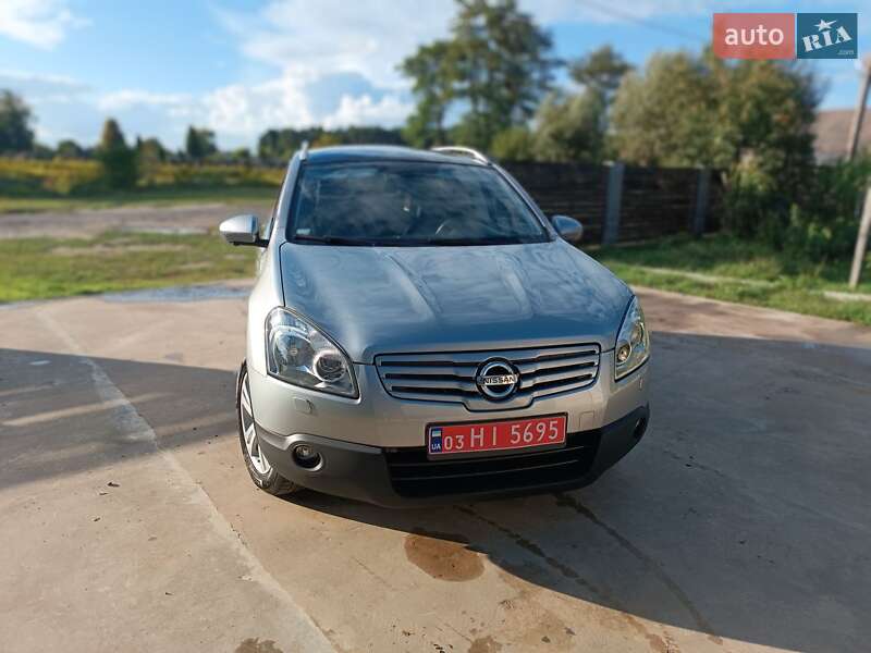 Nissan Qashqai+2 2009