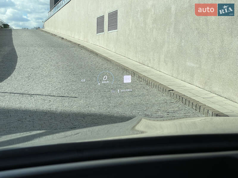 Mercedes-Benz GLE-Class 2021