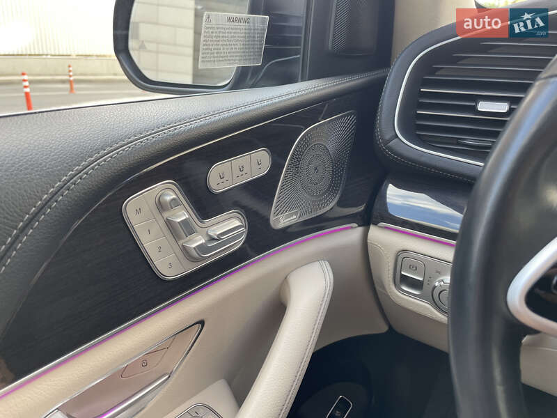 Mercedes-Benz GLE-Class 2021