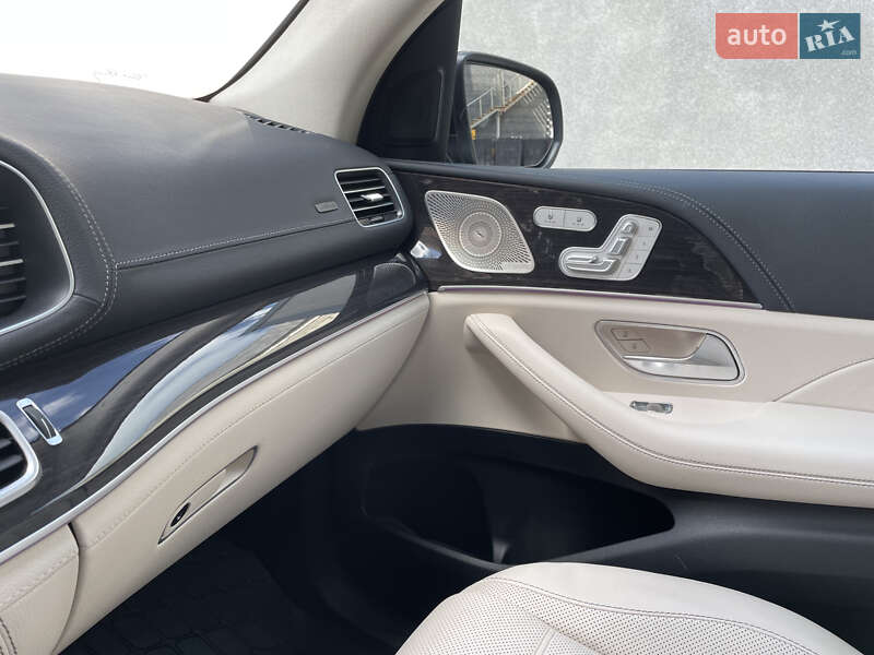 Mercedes-Benz GLE-Class 2021