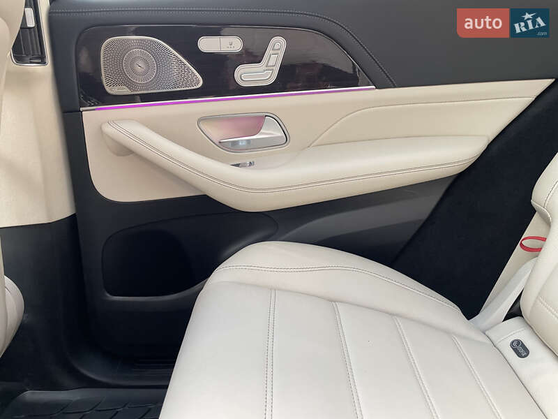 Mercedes-Benz GLE-Class 2021