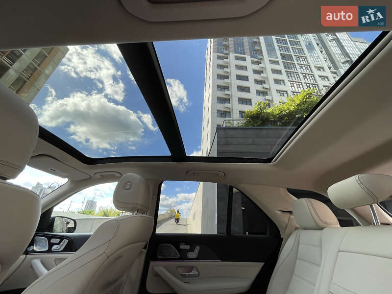 Mercedes-Benz GLE-Class 2021