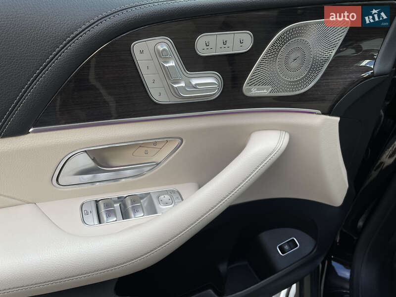 Mercedes-Benz GLE-Class 2021