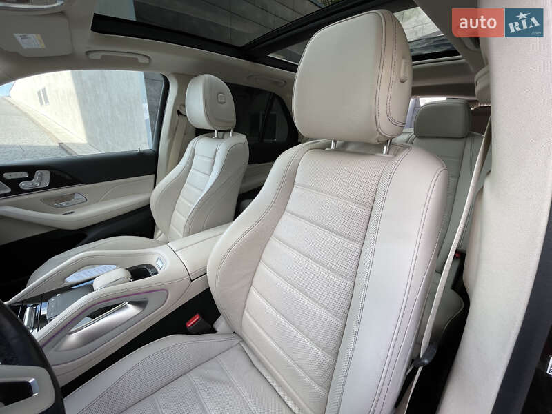 Mercedes-Benz GLE-Class 2021