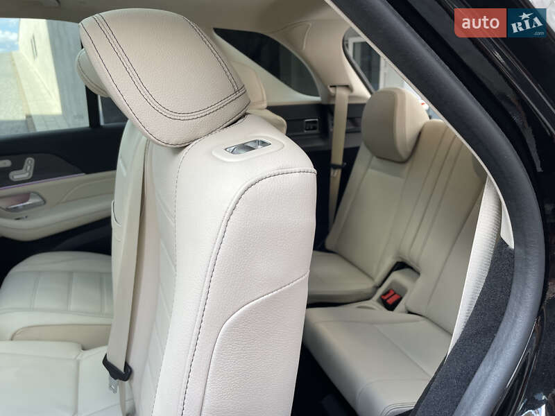 Mercedes-Benz GLE-Class 2021