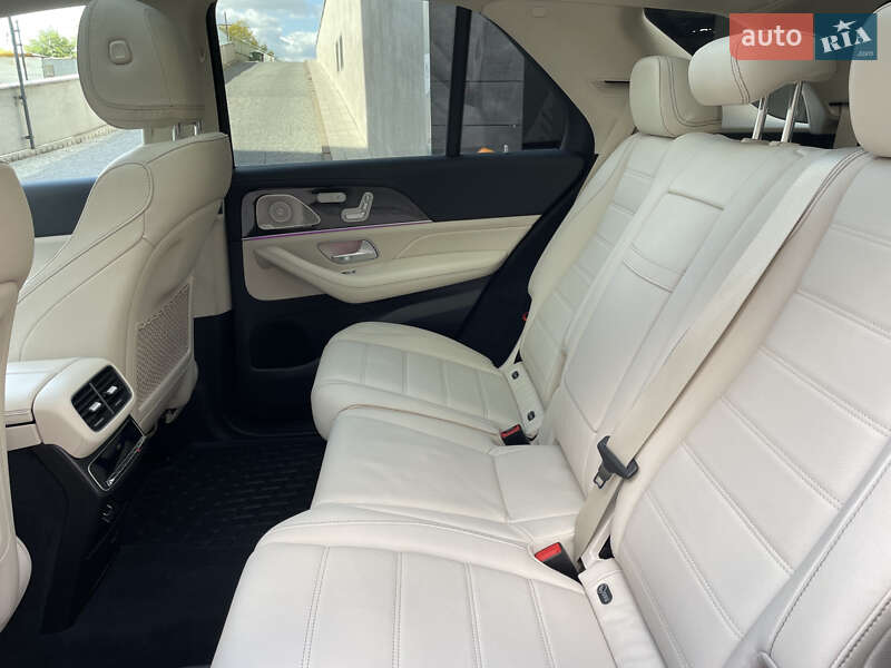 Mercedes-Benz GLE-Class 2021