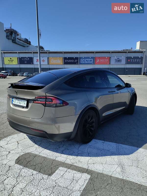 Tesla-3