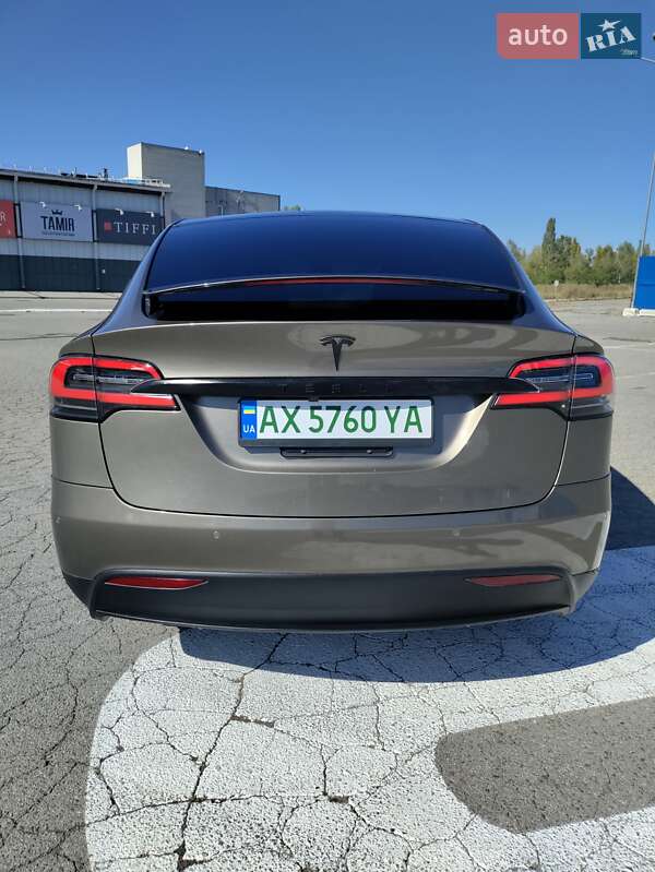 Tesla-5