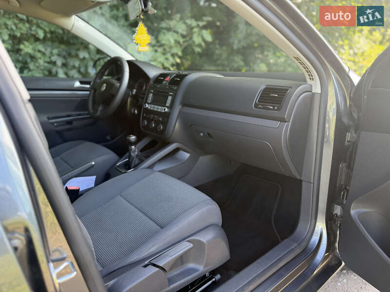 Volkswagen Golf 2008