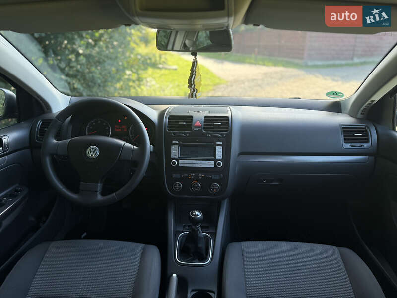 Volkswagen Golf 2008