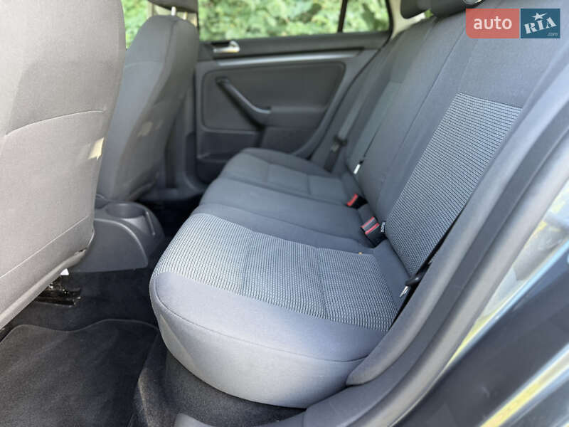 Volkswagen Golf 2008