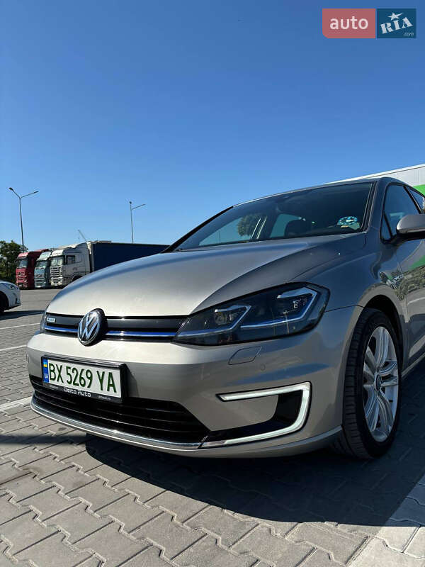 Volkswagen e-Golf 2017