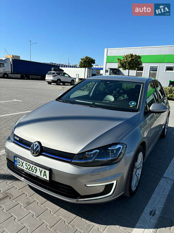 Volkswagen e-Golf 2017