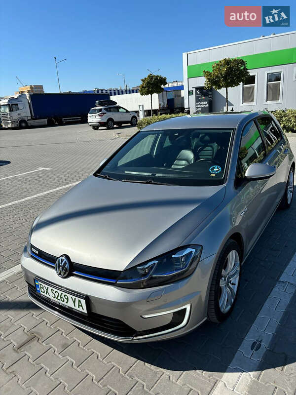 Volkswagen e-Golf 2017
