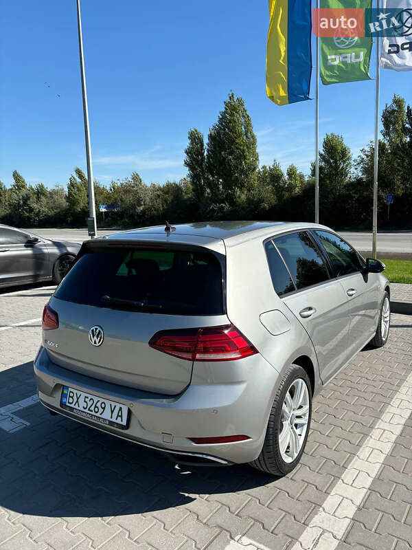 Volkswagen e-Golf 2017