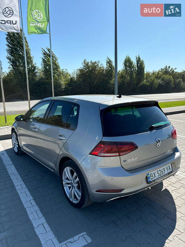 Volkswagen e-Golf 2017