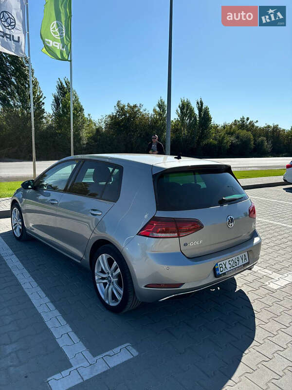 Volkswagen e-Golf 2017