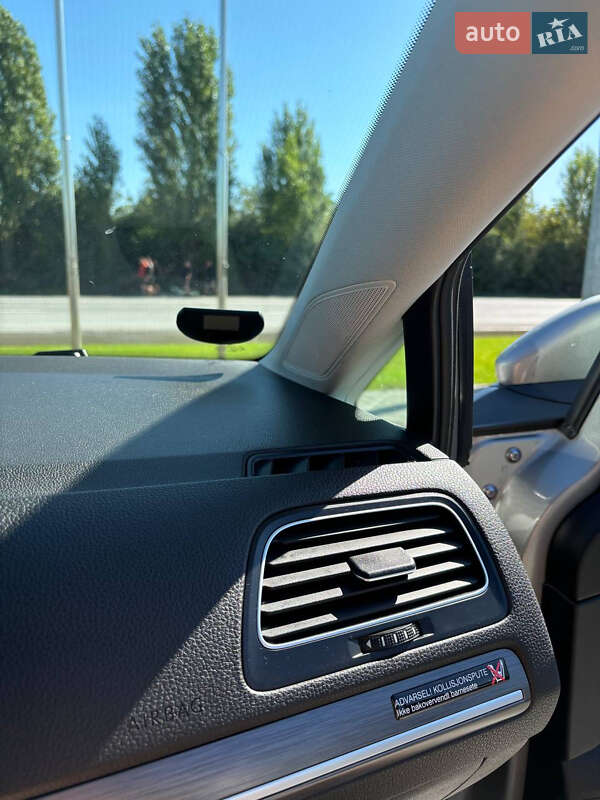 Volkswagen e-Golf 2017