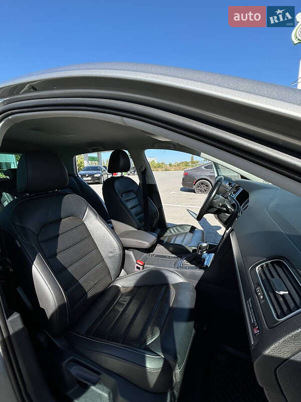 Volkswagen e-Golf 2017