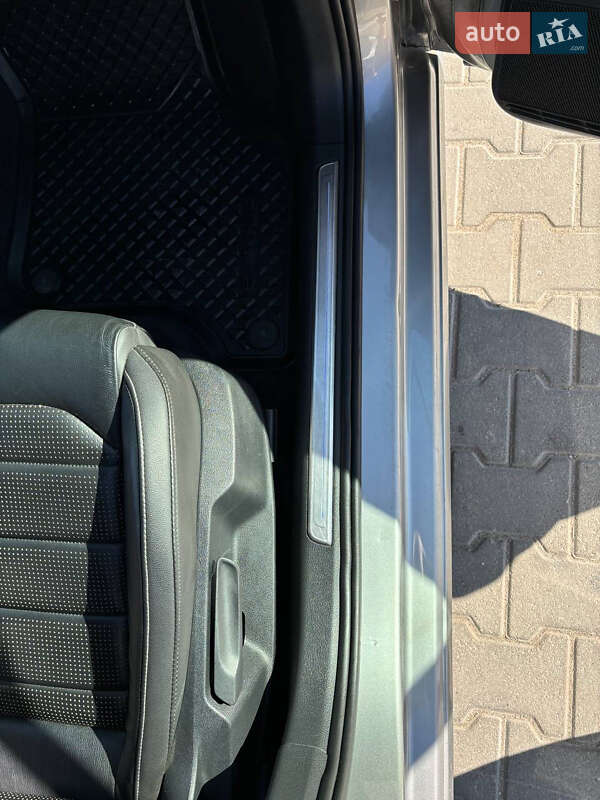 Volkswagen e-Golf 2017