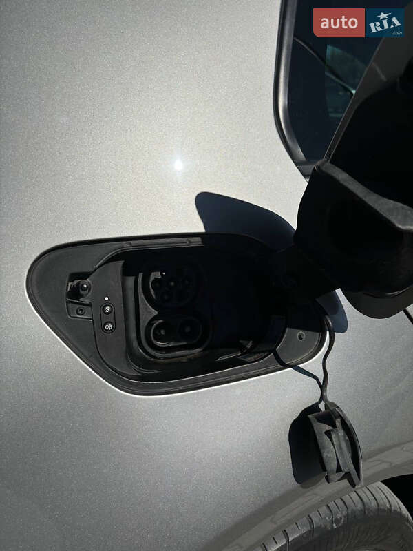 Volkswagen e-Golf 2017