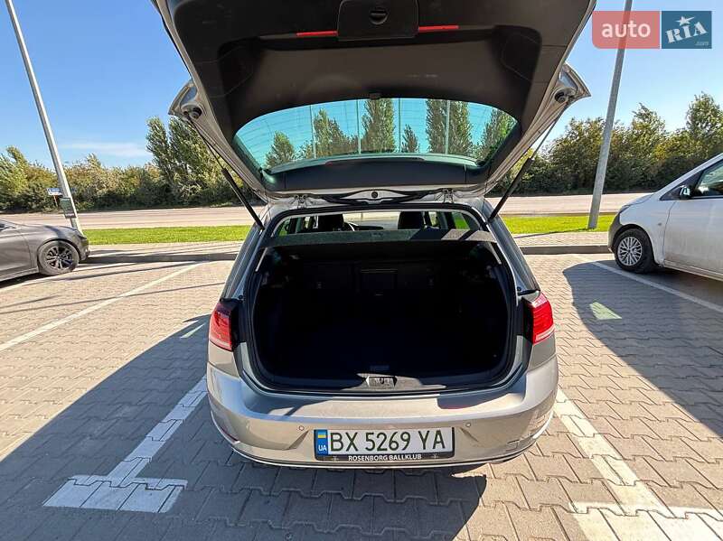 Volkswagen e-Golf 2017