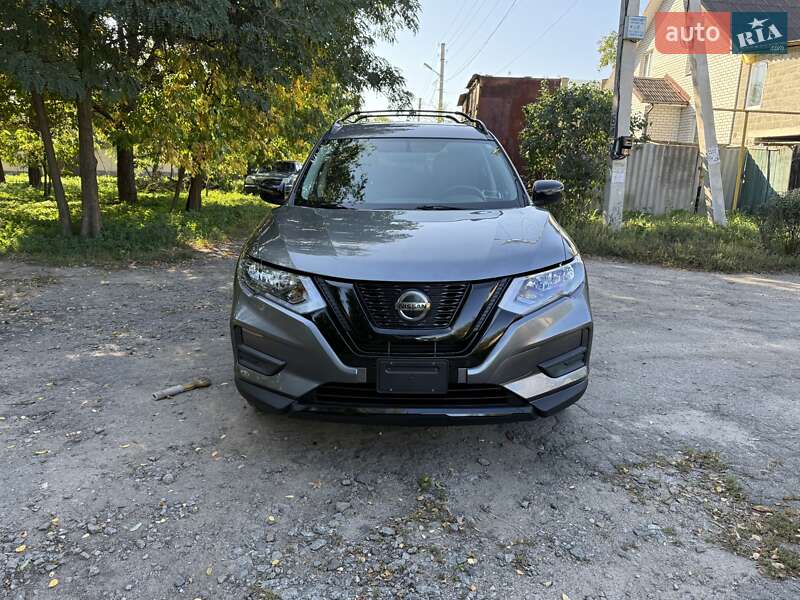 Nissan-6
