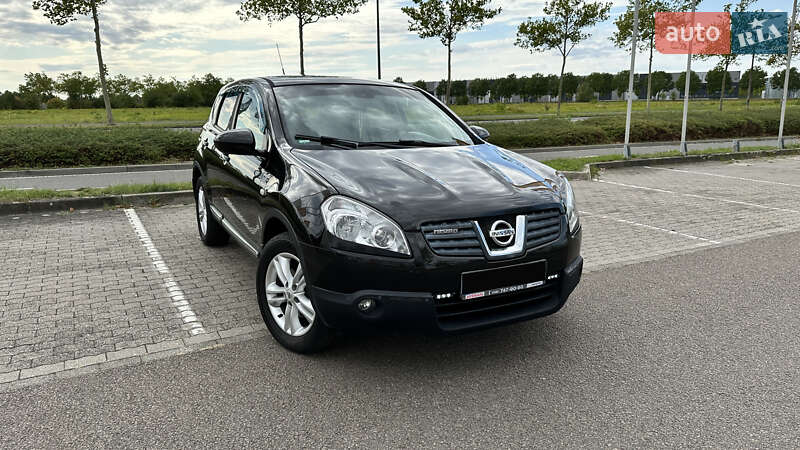 Nissan-13