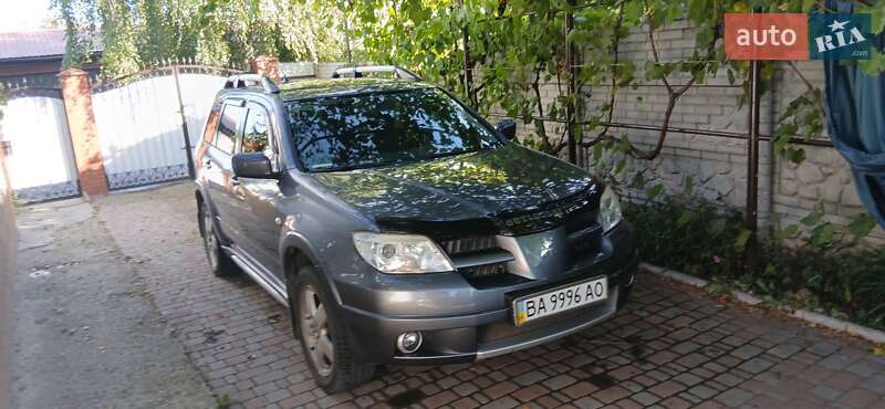 Mitsubishi Outlander 2008