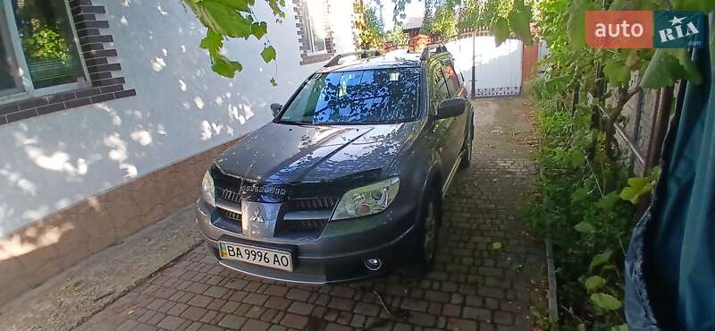 Mitsubishi Outlander 2008