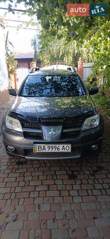 Mitsubishi Outlander 2008