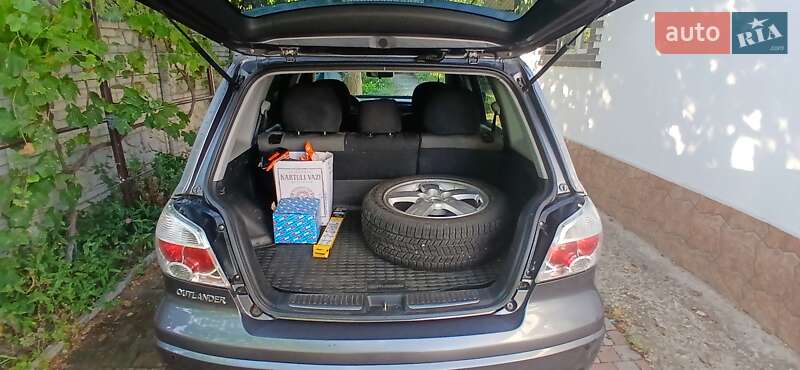 Mitsubishi Outlander 2008