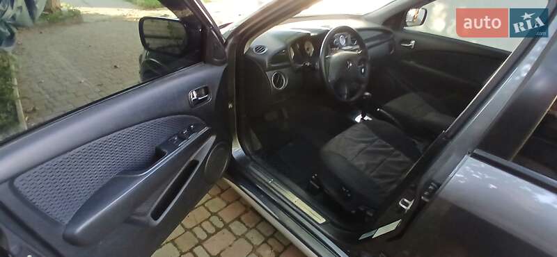 Mitsubishi Outlander 2008