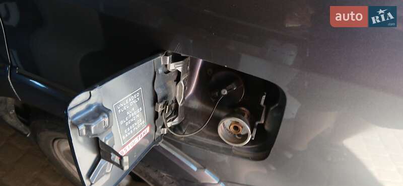 Mitsubishi Outlander 2008