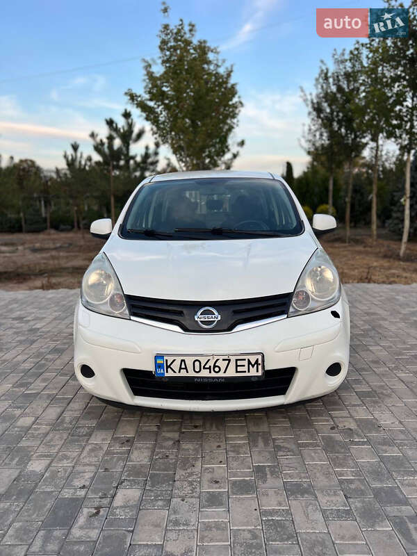 Nissan-4