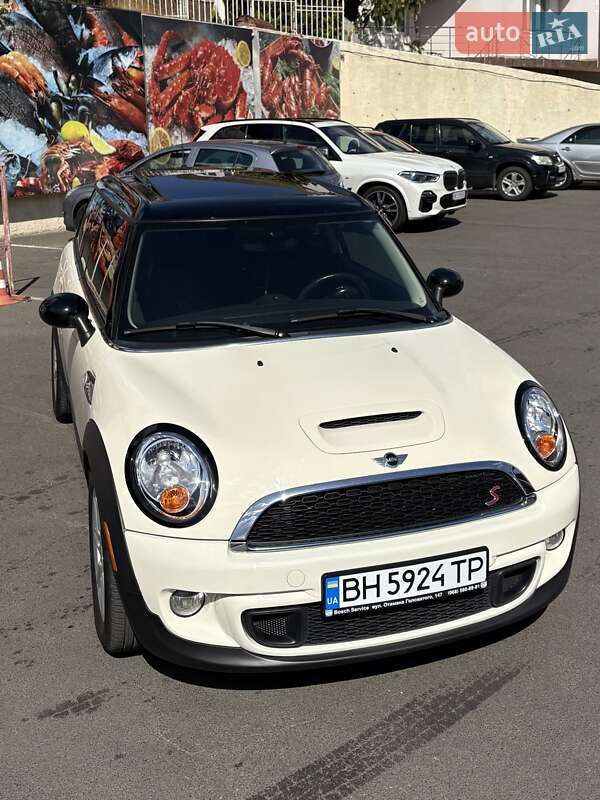 MINI Clubman 2013