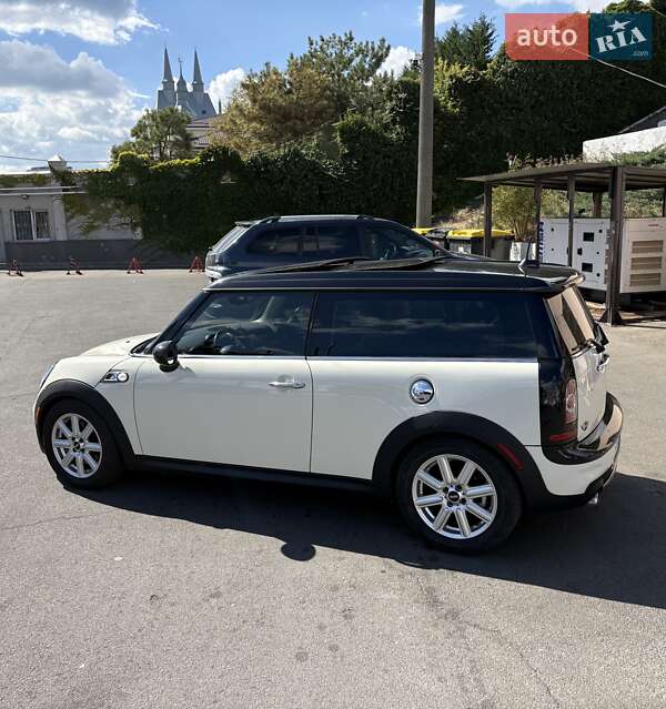 MINI Clubman 2013