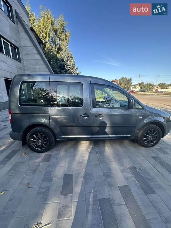 Volkswagen Caddy 2009