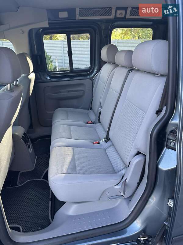 Volkswagen Caddy 2009