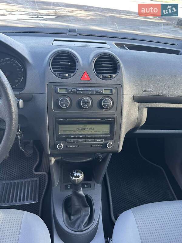 Volkswagen Caddy 2009