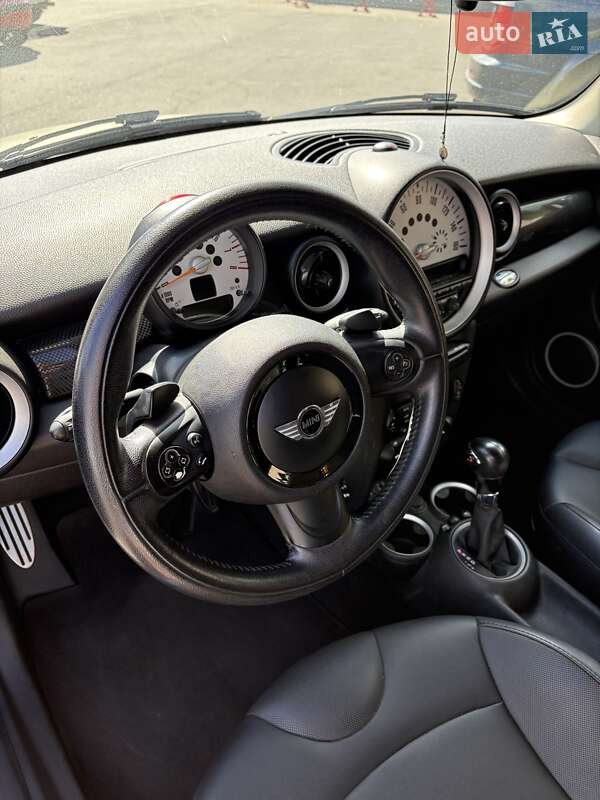 MINI Clubman 2013