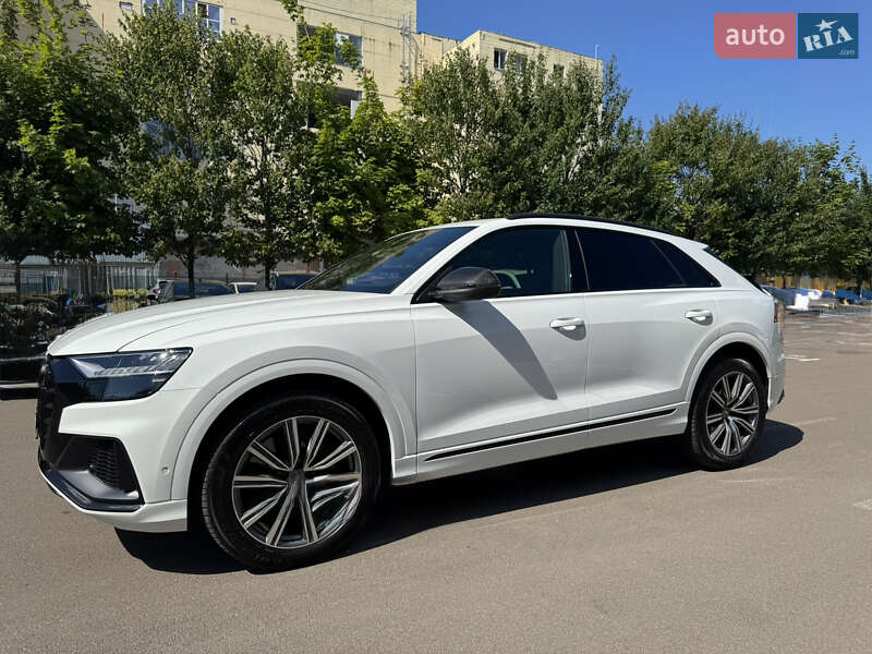 Audi SQ8 2021