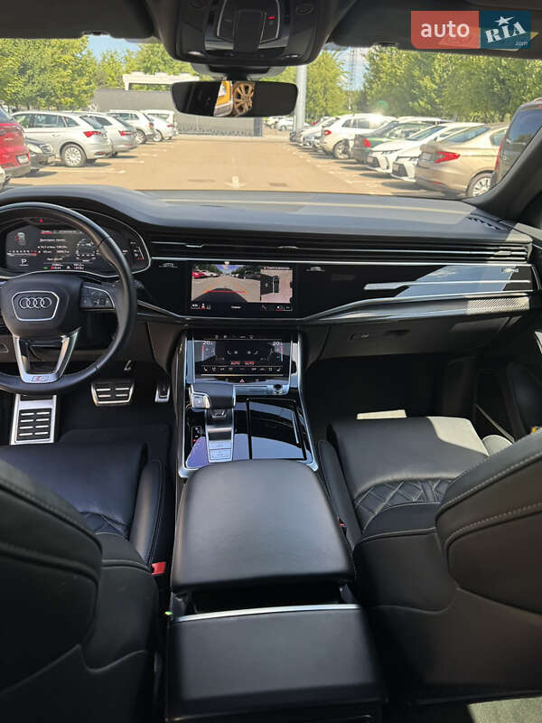 Audi SQ8 2021