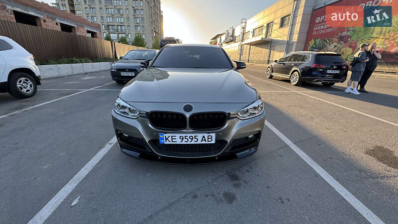 BMW-4