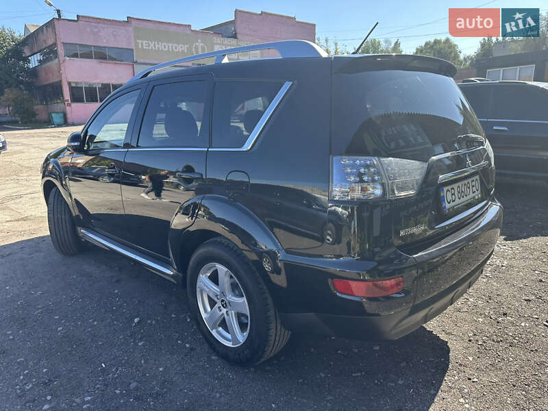 Mitsubishi Outlander 2009