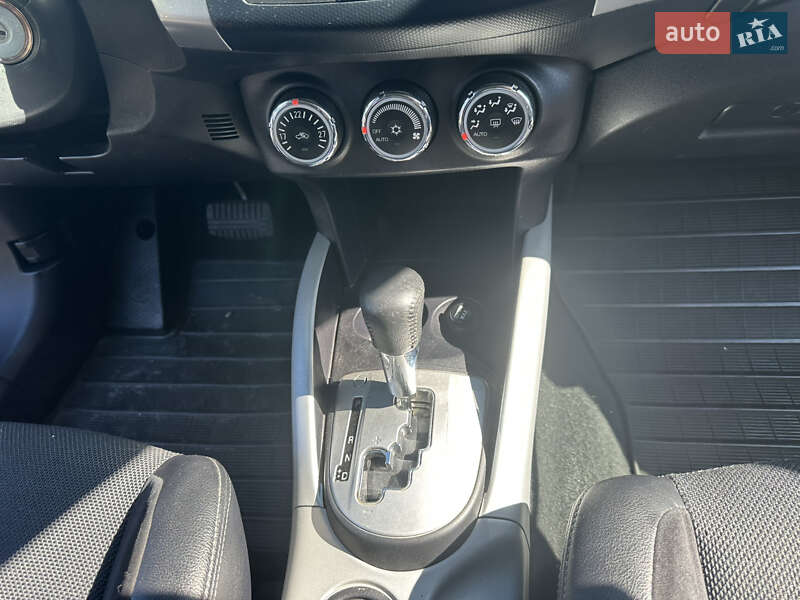 Mitsubishi Outlander 2009