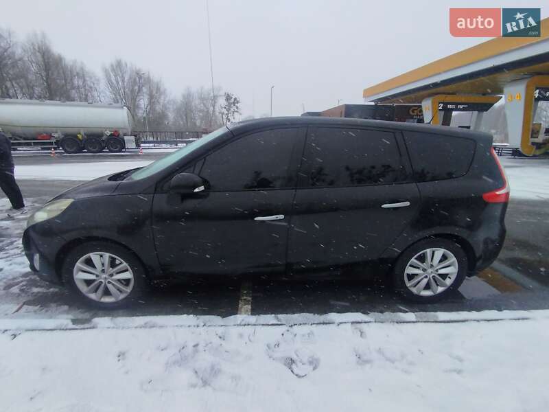 Renault Grand Scenic 2010