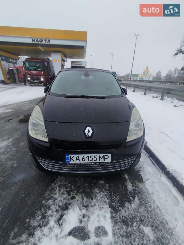 Renault Grand Scenic 2010
