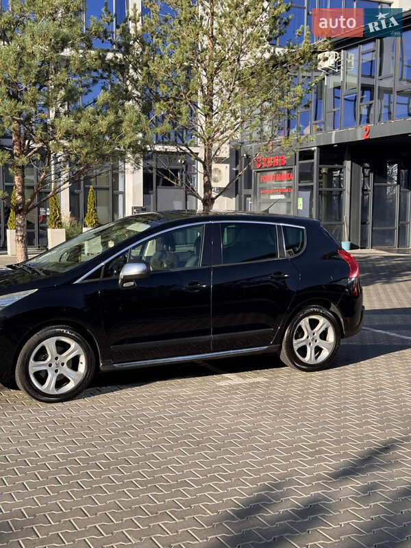 Peugeot 3008 2011