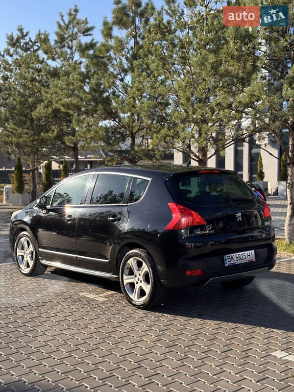 Peugeot 3008 2011